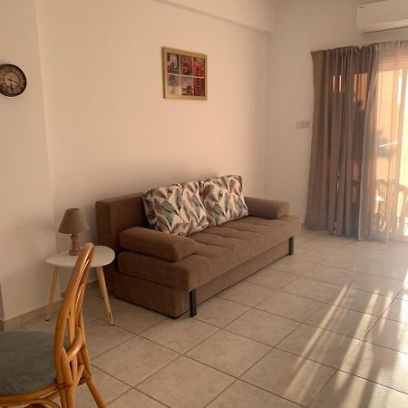 Sirena Kings Apartment Paphos Ngoại thất bức ảnh