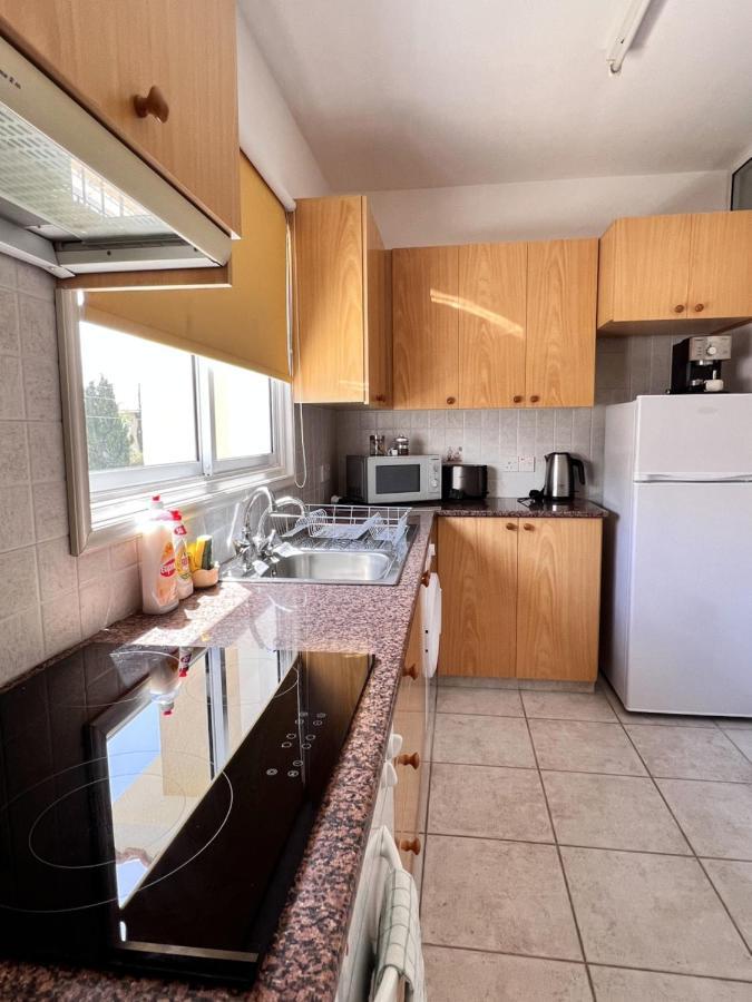 Sirena Kings Apartment Paphos Ngoại thất bức ảnh