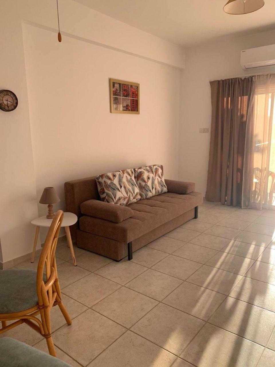 Sirena Kings Apartment Paphos Ngoại thất bức ảnh